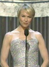 Renee Zellweger has pillbugs in her mouth