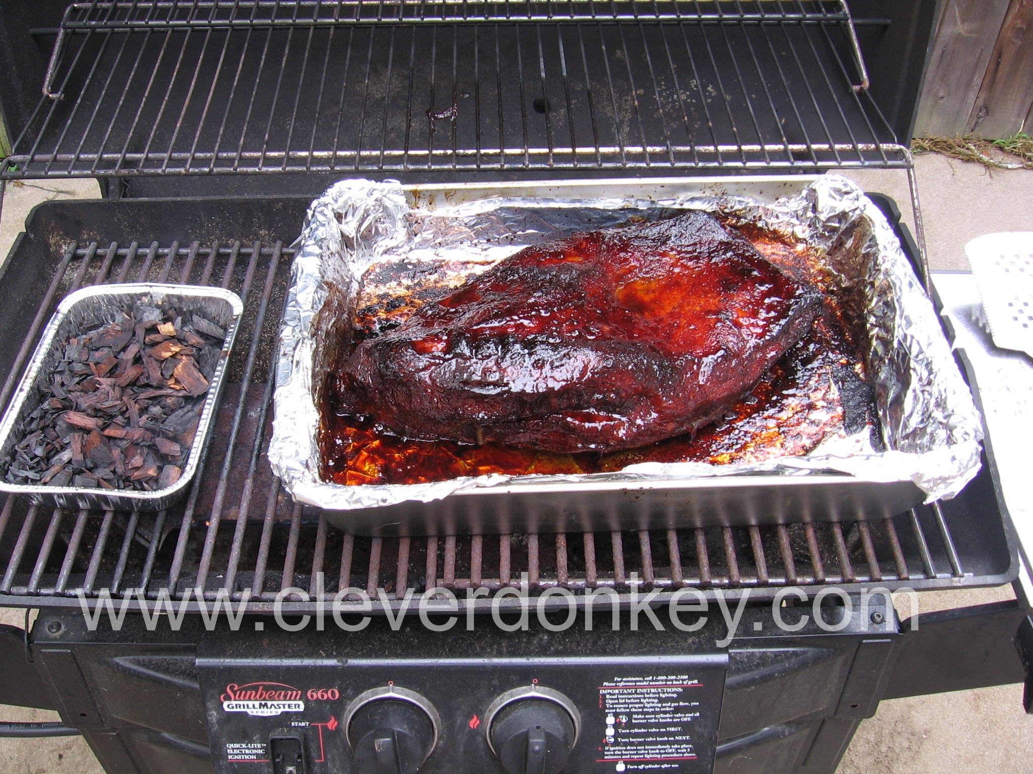 how to smoke a beef brisket on a gas grill